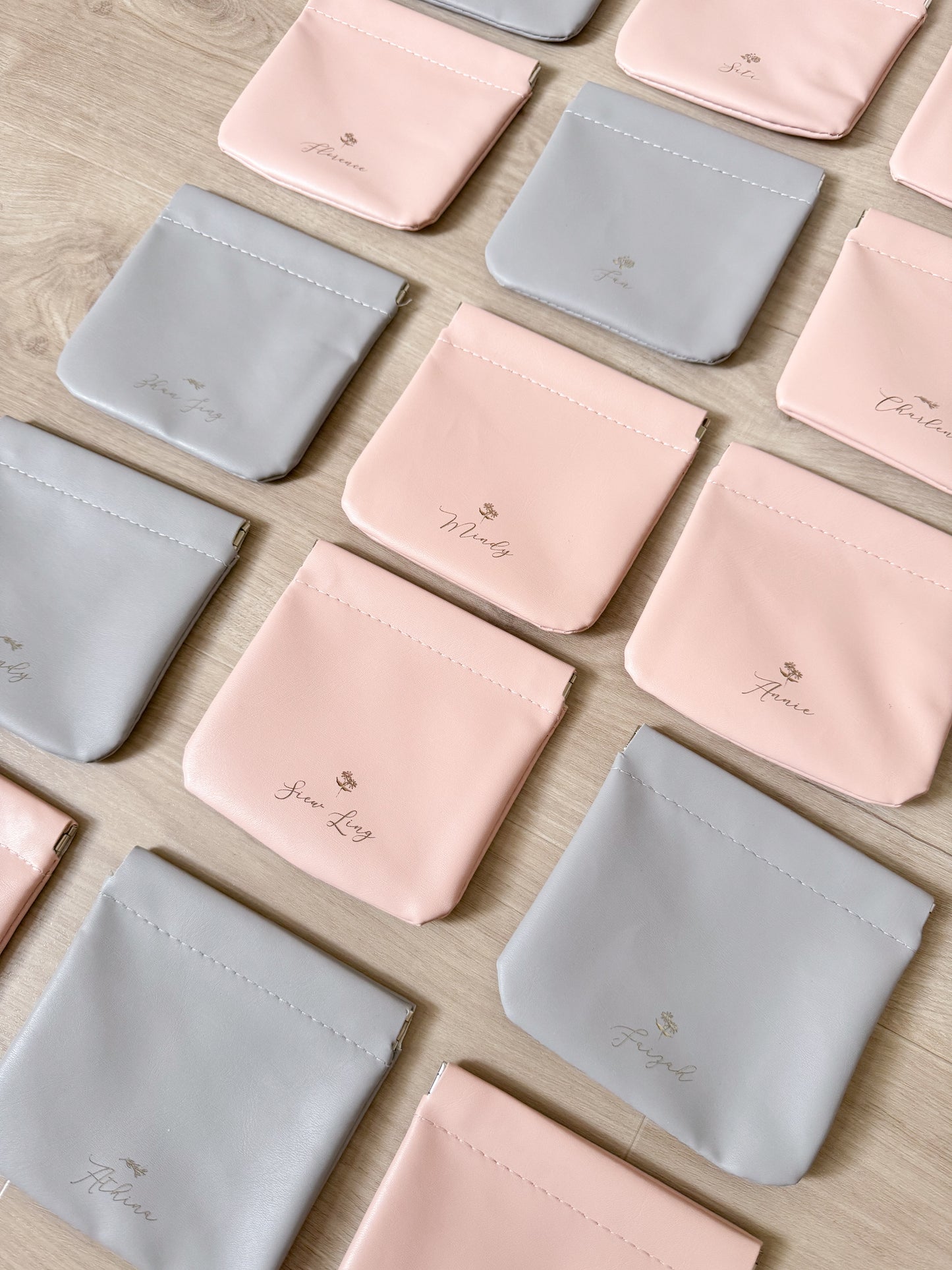 Botanical Signature Clip Pouch