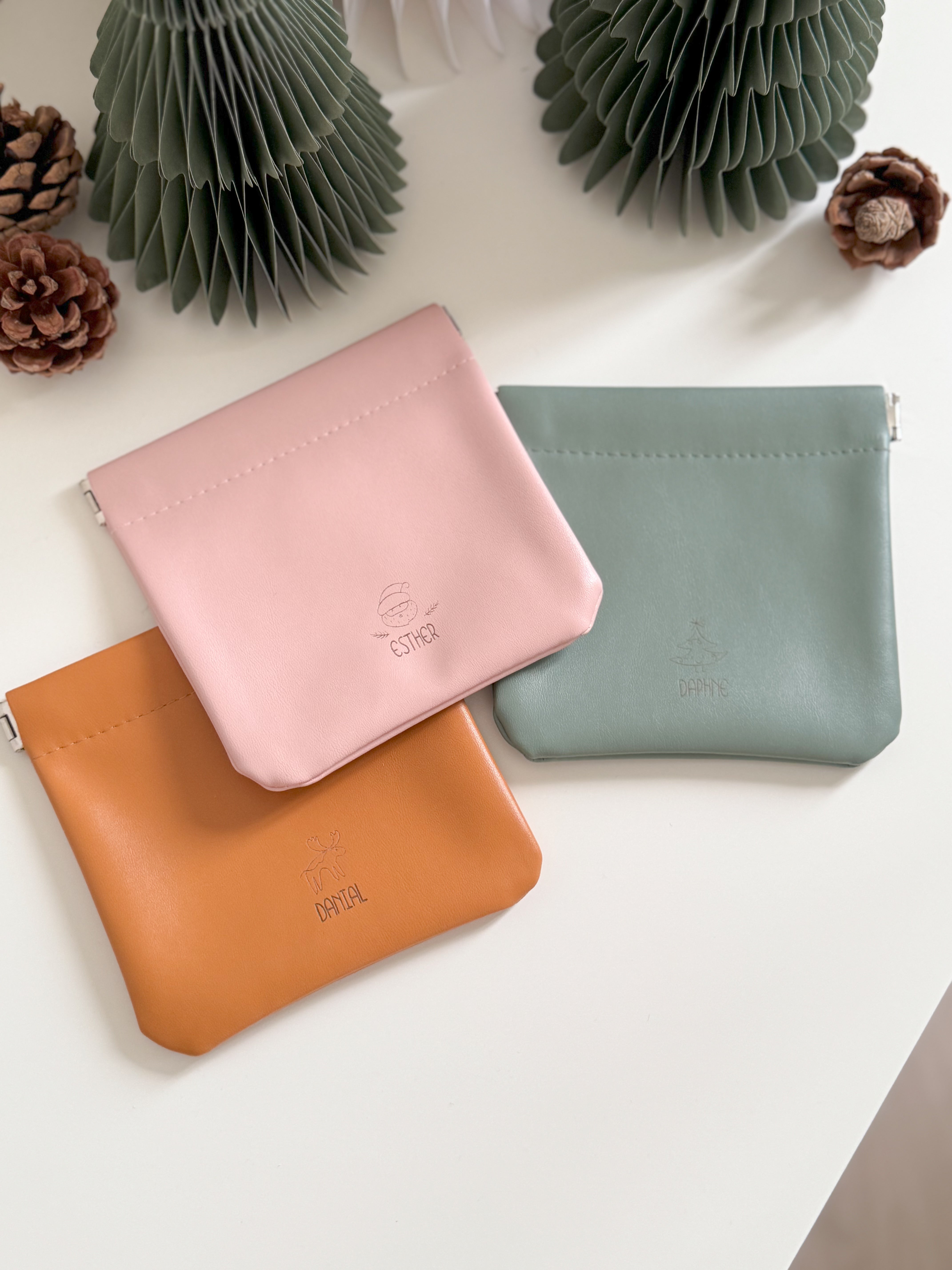 Festive Charm Clip Pouch – Amusse