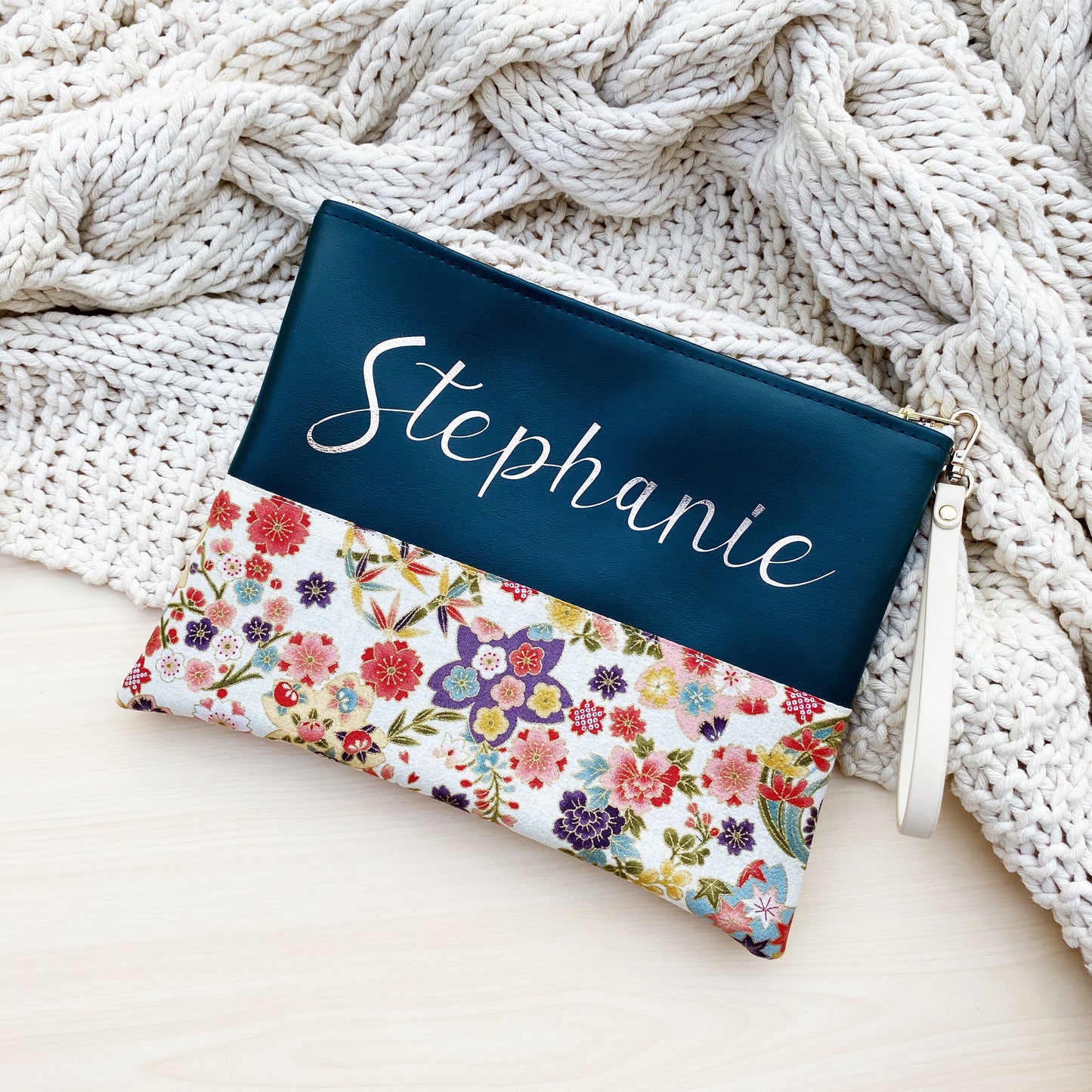 Design Your Pouch with Calligraphy - 7 Inch
