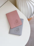 VOYÉ Passport Holder